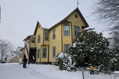 389 High St 1
