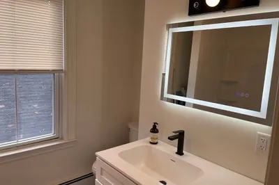 10 1/2 Bentley St #1 1