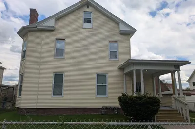 232 Elm Street 1