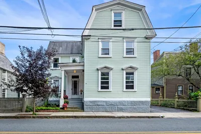 73 Essex St 1