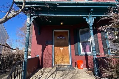 56 Pine St 1