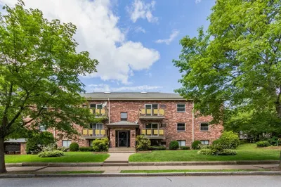43 Burnham St #C1