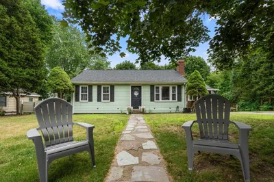 17 Center Hill Rd 1
