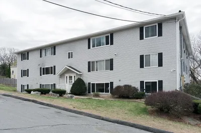 33 Huron St #10