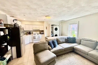 10 Harris St #5 1