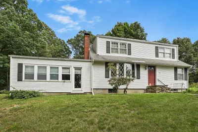 28 Spring Rd