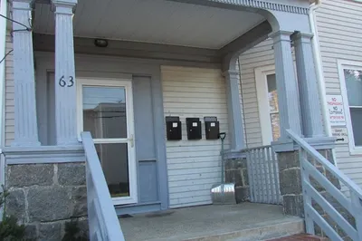 63 Webster St 1