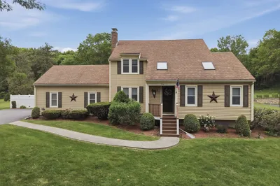 35 Blueberry Hill 1