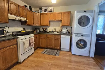 27 Newcastle Rd #2 1
