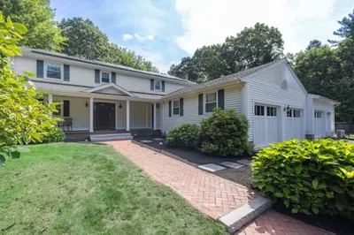 57 Carl Road 1