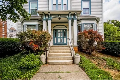 81 Washington St #1