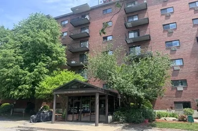 1321 Worcester Road #208