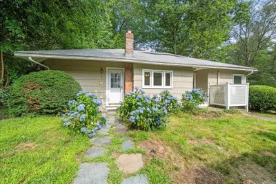 42 Pine Ridge Road