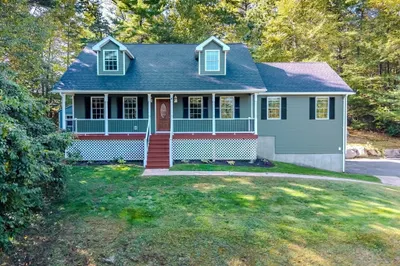 8 Hemlock Hollow