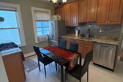 3 Spring Garden St #3 1