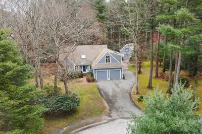 26 Carriage House Ln 1