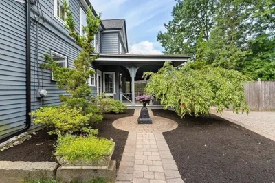8 Leonard Cir 1