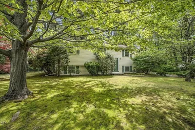 8 Joval Ct 1