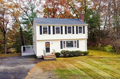 12 Dascomb Rd
