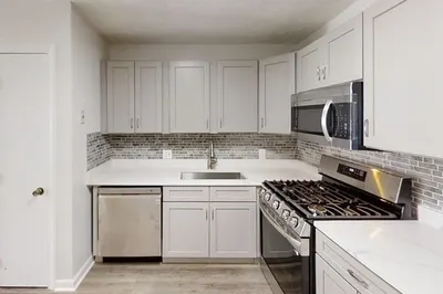 11 Kenmar Drive #24