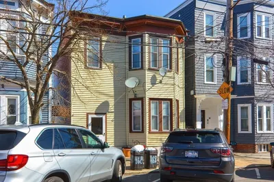 468 Sumner St
