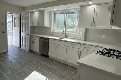 32-34 Fessenden Rd #2 1