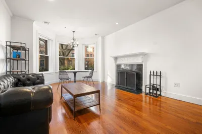 402 Marlborough St #2F
