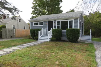 29 Davis St 1