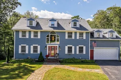 59 William Bradford Rd 1
