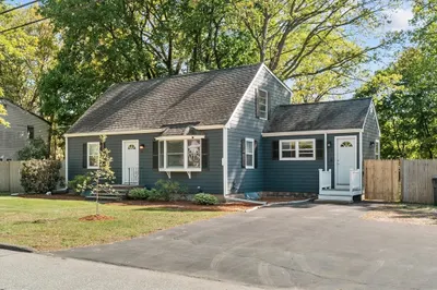 10 Fairmeadow Rd 1