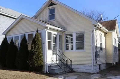 119 Littleton St