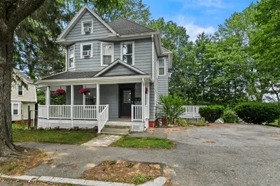 38 Circuit Avenue East Ave 1