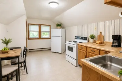 109 Green Hill Pkwy #2 1