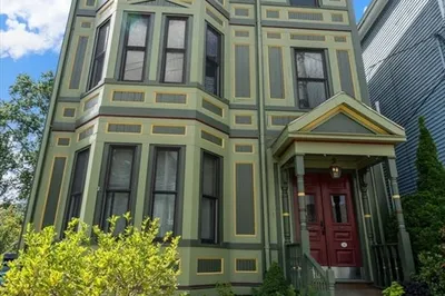111 Sheridan St #3