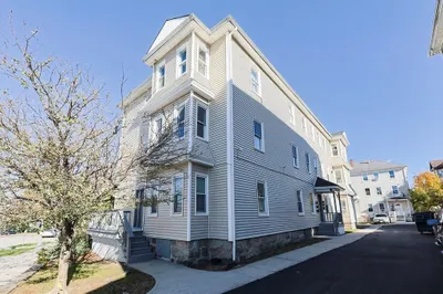764 Plymouth Ave 1