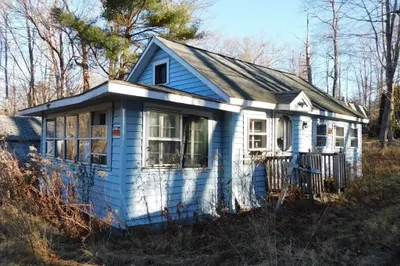 23 Kosta Ave