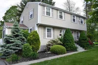 314 Groveland St 1