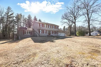 65 Quarry Rd 1