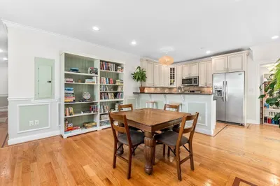 24 Custer St #1 1