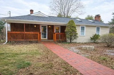 130 Faith Dr 1