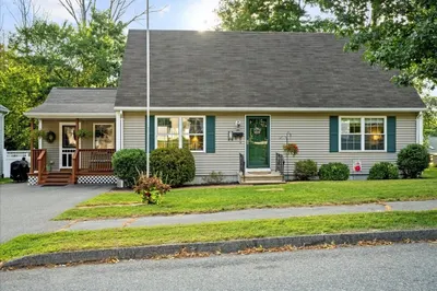 76 Darnell Rd