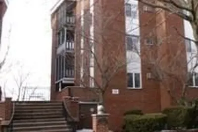 31 Lodgen Ct #1H 1