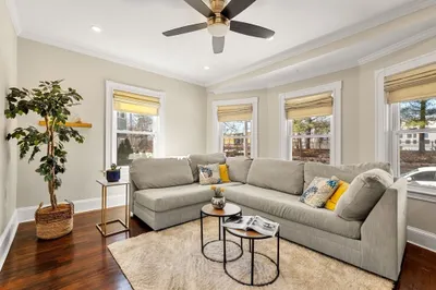 24 Prescott St #1 1