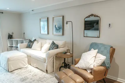 12 Summit Ave #4
