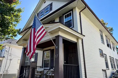 17 Laurel Rd #1 1