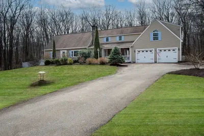 4 Rollingwoods Rd 1