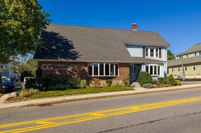 52 Highland St 1