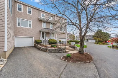 7 Whaler Lane #7 1