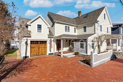 52 Boardman St 1