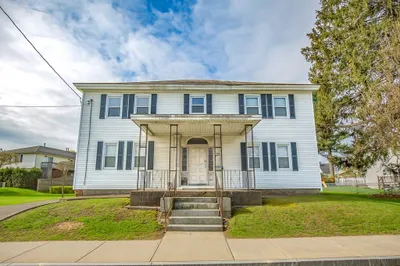 111 Main St 1